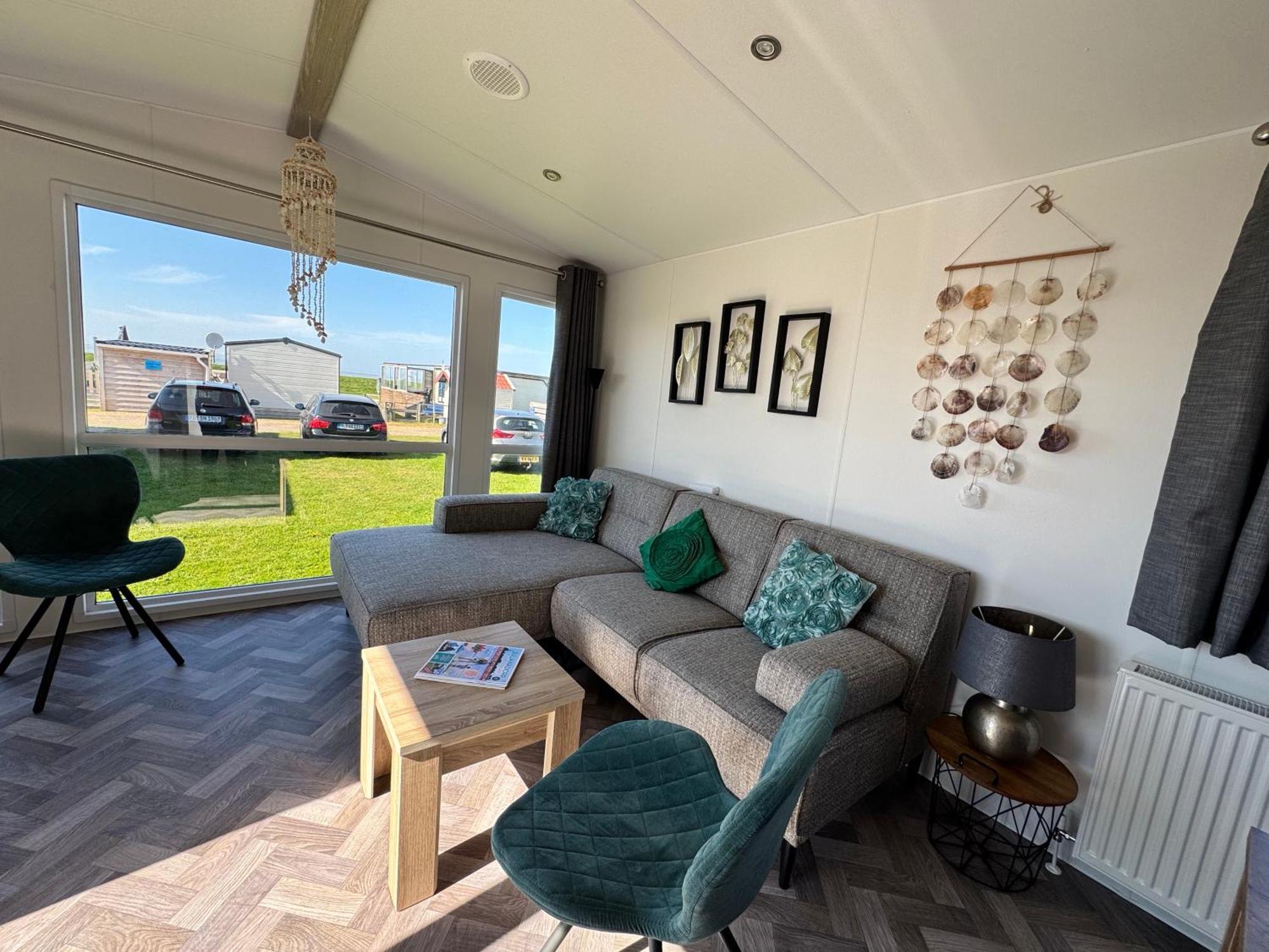 Prachtig Chalet Zonnestraal Westerland Bagian luar foto