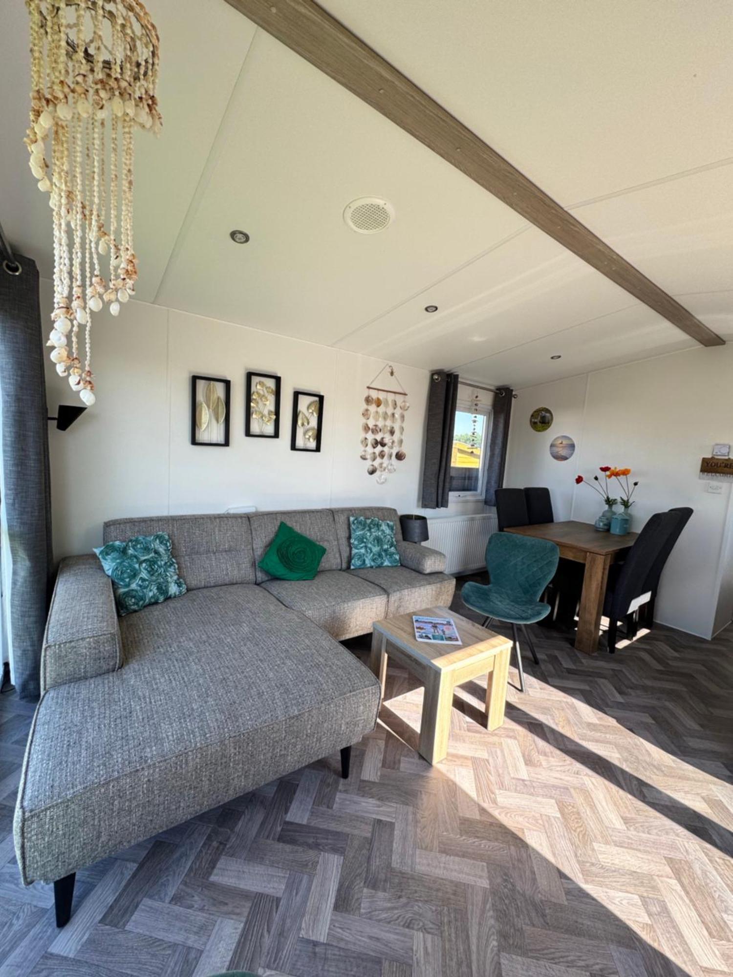Prachtig Chalet Zonnestraal Westerland Bagian luar foto
