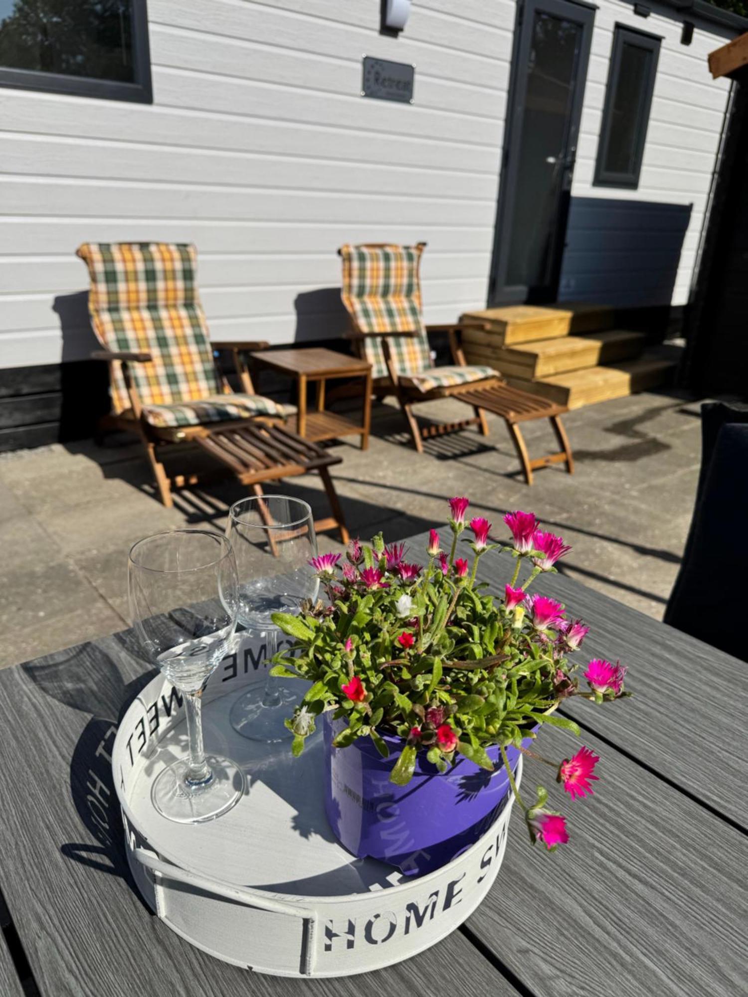 Prachtig Chalet Zonnestraal Westerland Bagian luar foto